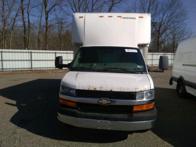 1GB3G4BGXD1124484 - 2013 CHEVROLET EXPRESS G3 WHITE photo 7