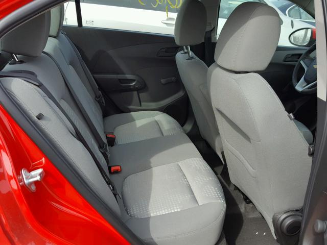 1G1JB5SHXH4177960 - 2017 CHEVROLET SONIC LS 红色 照片 6