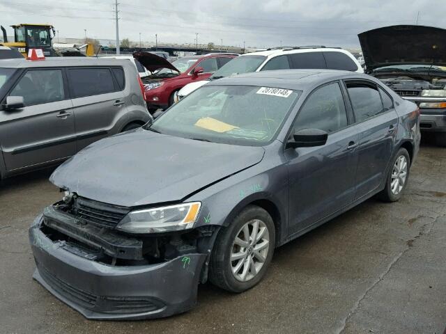 3VW2K7AJ5CM405773 - 2012 VOLKSWAGEN JETTA BASE Մոխրագույն լուսանկար 2