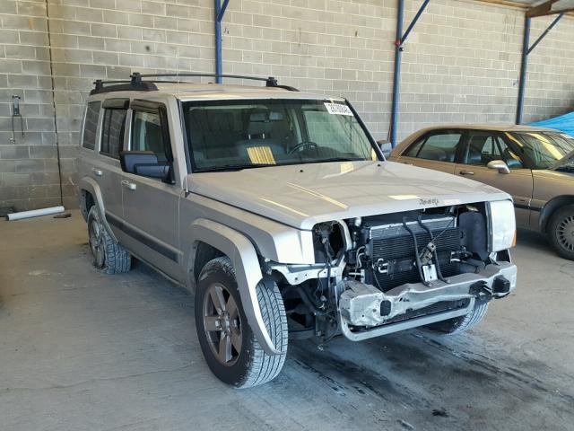1J8HH48K27C592561 - 2007 JEEP COMMANDER SILVER photo 1