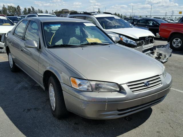 JT2BG22KXW0166655 - 1998 TOYOTA CAMRY CE GRAY photo 1