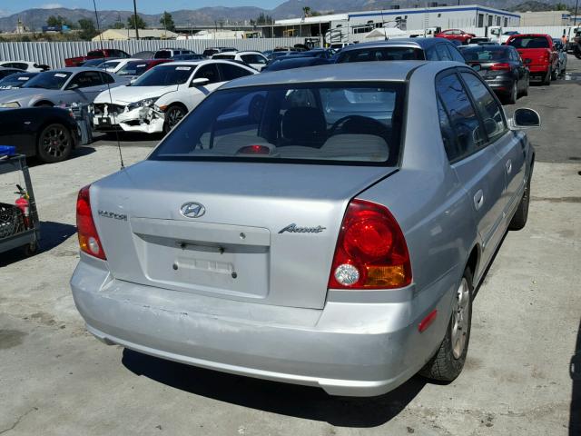 KMHCG45C34U555313 - 2004 HYUNDAI ACCENT GL SILVER photo 4