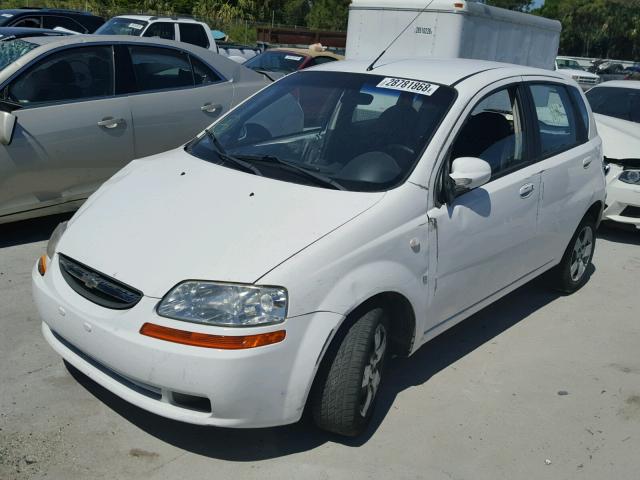 KL1TD66637B769484 - 2007 CHEVROLET AVEO BASE Biały zdjęcie 2