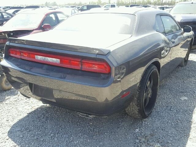 2C3CDYAG9EH298258 - 2014 DODGE CHALLENGER GRAY photo 4