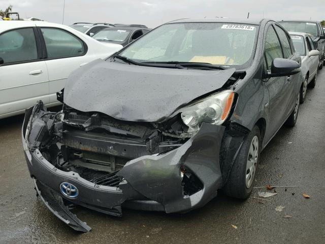 JTDKDTB37D1547319 - 2013 TOYOTA PRIUS C SILVER photo 2