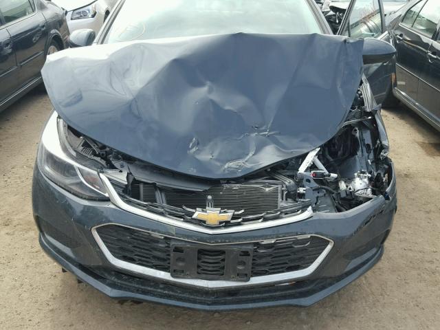 1G1BE5SMXH7132752 - 2017 CHEVROLET CRUZE LT GRAY photo 7