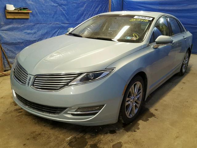 3LN6L2LU8DR817651 - 2013 LINCOLN MKZ HYBRID TURQUOISE photo 2