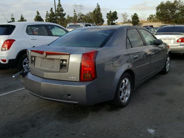 1G6DM577X40145013 - 2004 CADILLAC CTS BLUE photo 4