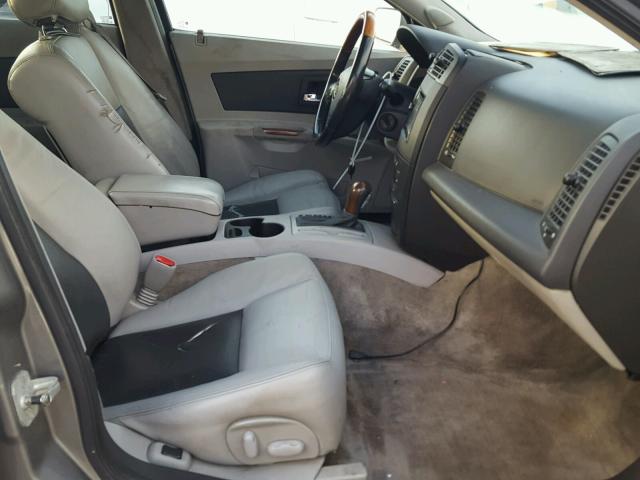 1G6DM577X40145013 - 2004 CADILLAC CTS BLUE photo 5