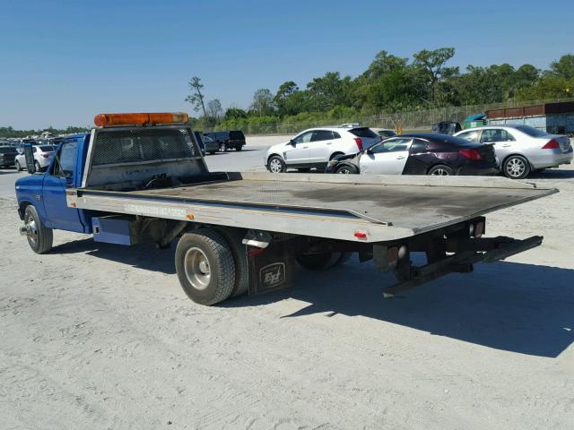 1FDJF3718FKB03372 - 1985 FORD F350 BLUE photo 3