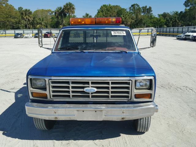 1FDJF3718FKB03372 - 1985 FORD F350 BLUE photo 9