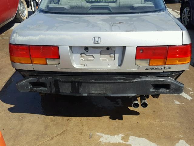 1HGCB7572NA217865 - 1992 HONDA ACCORD EX SILVER photo 9