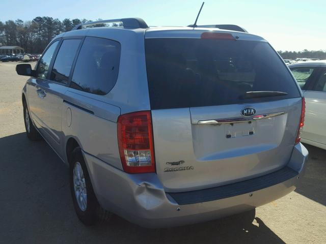 KNDMG4C71B6392886 - 2011 KIA SEDONA LX SILVER photo 3