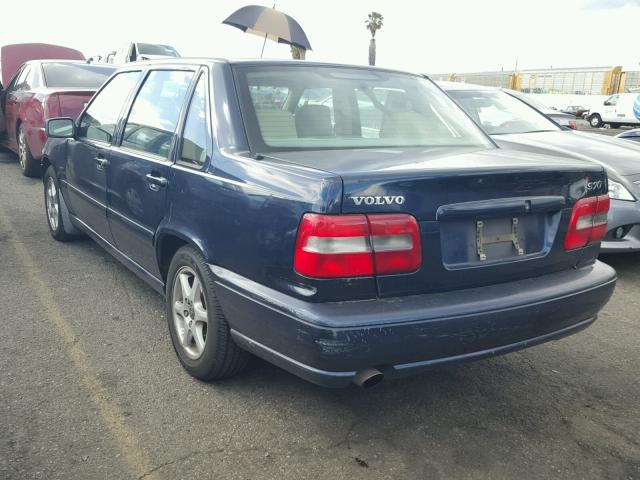 YV1LS5571W2492748 - 1998 VOLVO S70 BLUE photo 3