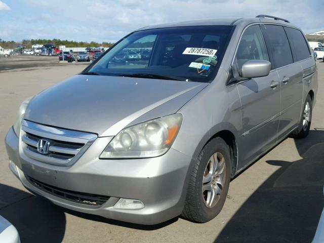 5FNRL38425B049149 - 2005 HONDA ODYSSEY EX SILVER photo 2