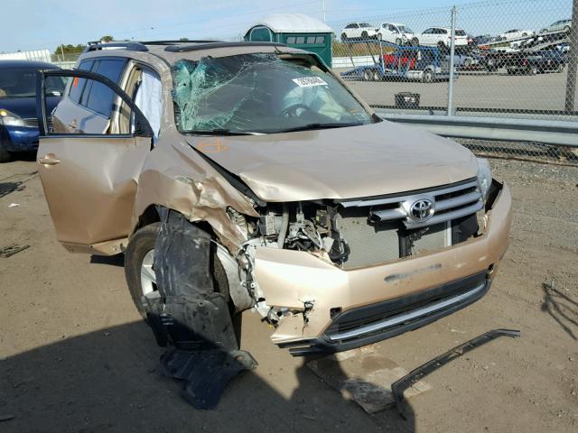 5TDBK3EH6BS070198 - 2011 TOYOTA HIGHLANDER GOLD photo 1