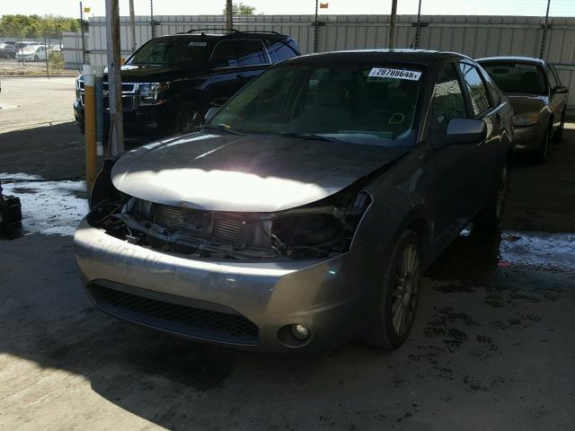 1FAHP3GN6BW153747 - 2011 FORD FOCUS SES GRAY photo 2