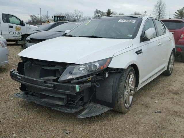 5XXGR4A66DG180510 - 2013 KIA OPTIMA SX WHITE photo 2