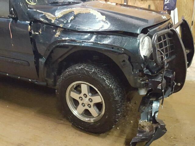 1J4GL38K55W647733 - 2005 JEEP LIBERTY RE TEAL photo 9