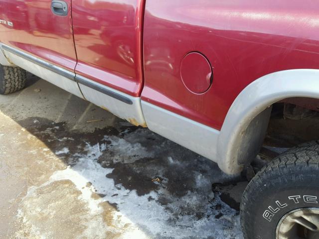 1B7GG22Y9XS295669 - 1999 DODGE DAKOTA RED photo 9