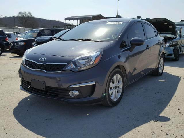 KNADN4A30G6634352 - 2016 KIA RIO EX BLACK photo 2