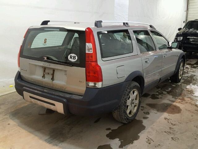 YV1SZ592751186535 - 2005 VOLVO XC70 SILVER photo 4