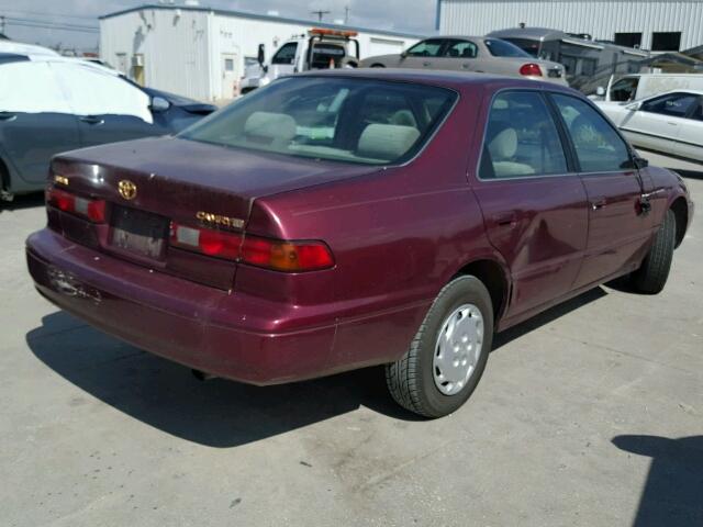 4T1BG22K1WU220307 - 1998 TOYOTA CAMRY CE MAROON photo 3