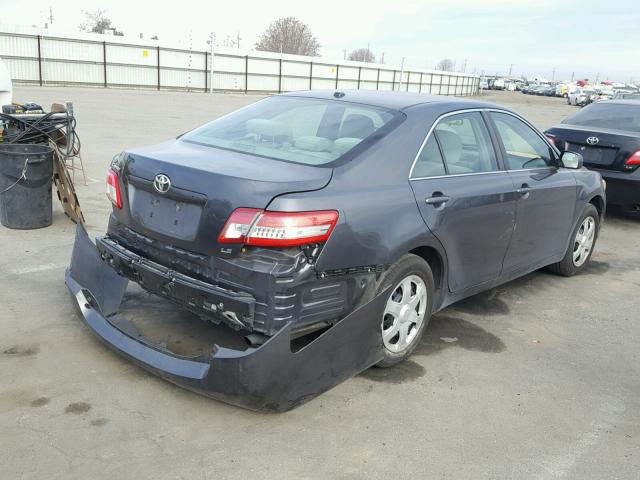 4T1BF3EK4AU025251 - 2010 TOYOTA CAMRY BASE GRAY photo 4