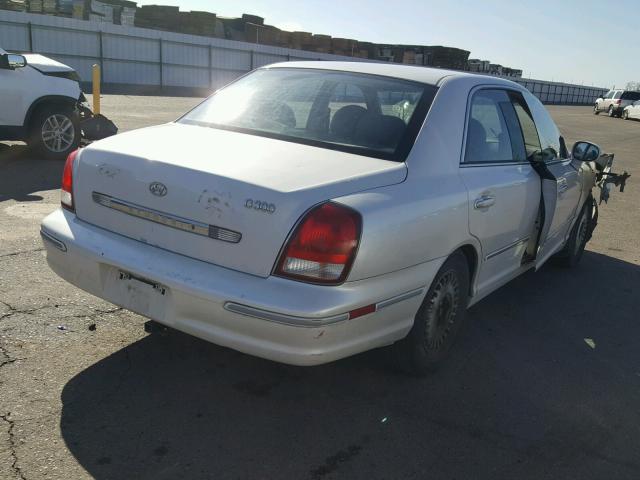 KMHFU45D21A112470 - 2001 HYUNDAI XG 300 WHITE photo 4