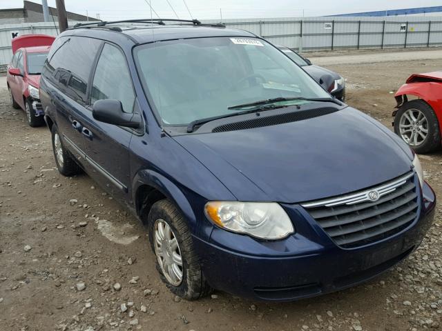 2C4GP54L75R278208 - 2005 CHRYSLER TOWN & COU BLUE photo 1