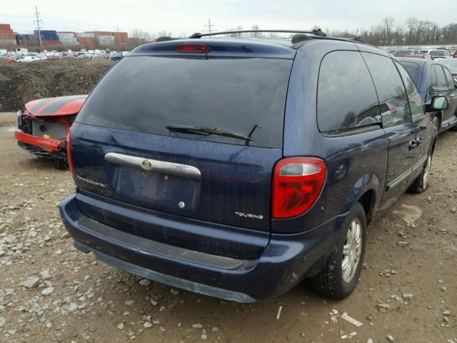 2C4GP54L75R278208 - 2005 CHRYSLER TOWN & COU BLUE photo 4