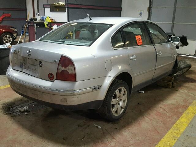 WVWRH63B73P193792 - 2003 VOLKSWAGEN PASSAT GLX 银色 照片 4
