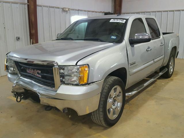 3GTRCVE06AG164094 - 2010 GMC SIERRA C15 SILVER photo 2