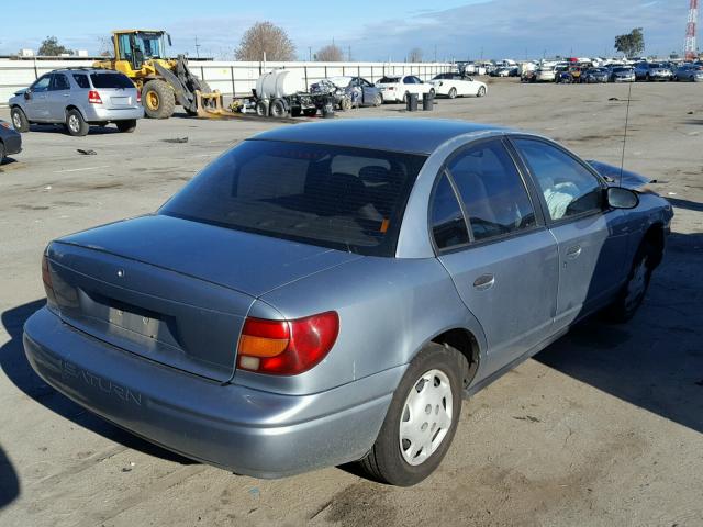 1G8ZH52852Z240556 - 2002 SATURN SL1 GRAY photo 4