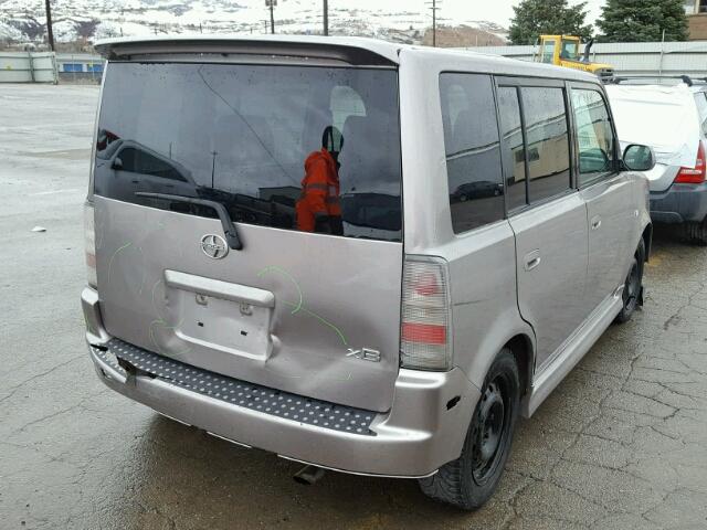 JTLKT324240137579 - 2004 TOYOTA SCION XB 银色 照片 4