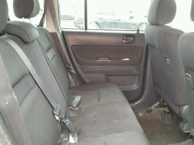 JTLKT324240137579 - 2004 TOYOTA SCION XB 银色 照片 6