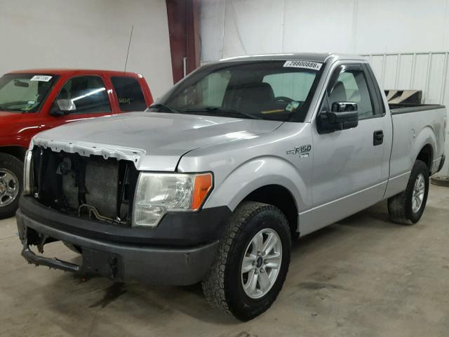 1FTRF12W09KC44133 - 2009 FORD F150 SILVER photo 2