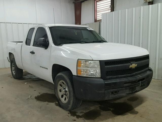 1GCRKPEA2BZ114298 - 2011 CHEVROLET SILVERADO WHITE photo 1