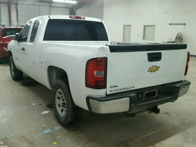 1GCRKPEA2BZ114298 - 2011 CHEVROLET SILVERADO WHITE photo 3