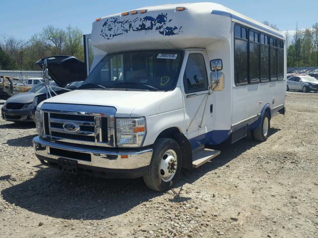 1FDFE45P39DA50983 - 2009 FORD ECONOLINE WHITE photo 2