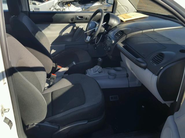 3VWCA21C5XM429878 - 1999 VOLKSWAGEN NEW BEETLE 米色 照片 5