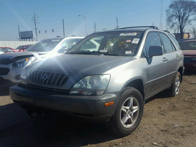 JTJHF10UX10188602 - 2001 LEXUS RX 300 GRAY photo 2