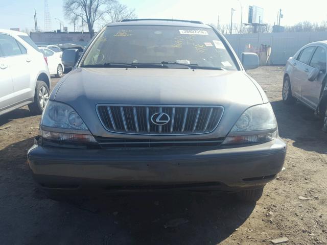 JTJHF10UX10188602 - 2001 LEXUS RX 300 GRAY photo 9