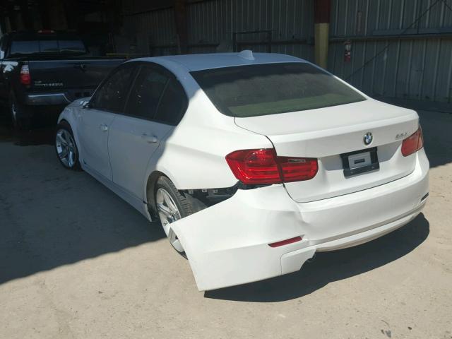 WBA3B1G56FNT03985 - 2015 BMW 320 I WHITE photo 3