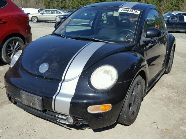 3VWBB61C9WM028834 - 1998 VOLKSWAGEN NEW BEETLE 黑色 照片 2