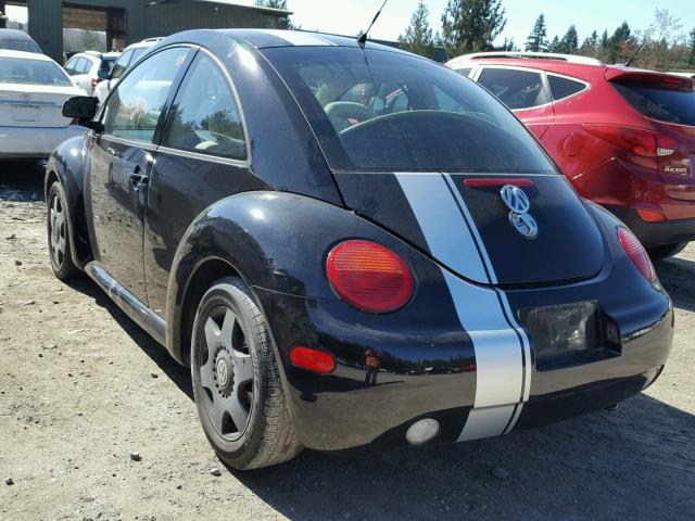 3VWBB61C9WM028834 - 1998 VOLKSWAGEN NEW BEETLE 黑色 照片 3