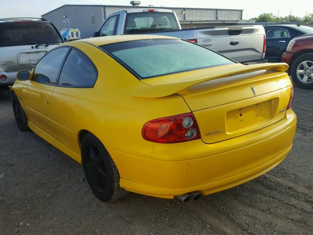 6G2VX12G34L214882 - 2004 PONTIAC GTO YELLOW photo 3