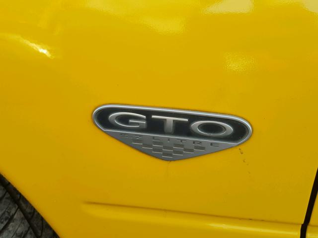 6G2VX12G34L214882 - 2004 PONTIAC GTO YELLOW photo 9