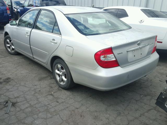 4T1BE32K43U170347 - 2003 TOYOTA CAMRY LE SILVER photo 3