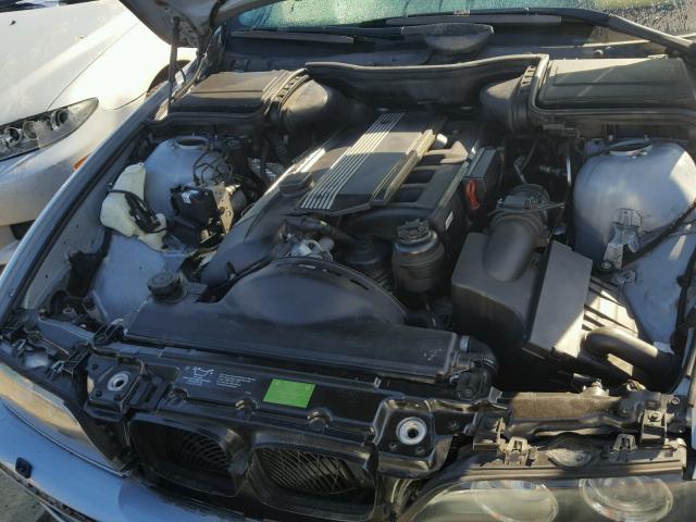 WBADT63413CK40586 - 2003 BMW 530 I AUTO SILVER photo 7